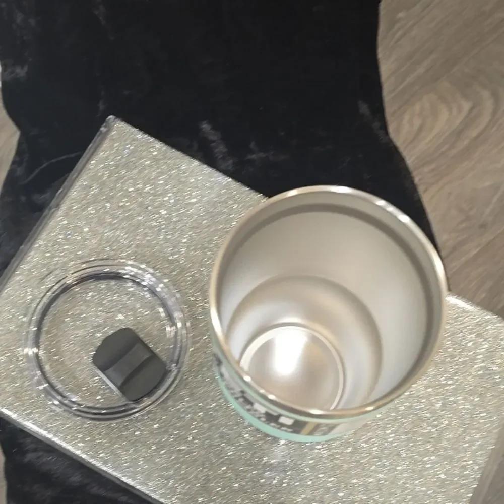 Yeti stylish tumbler